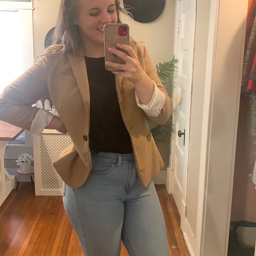 🩶 Banana Republic Tan Blazer - Picture 2 of 13